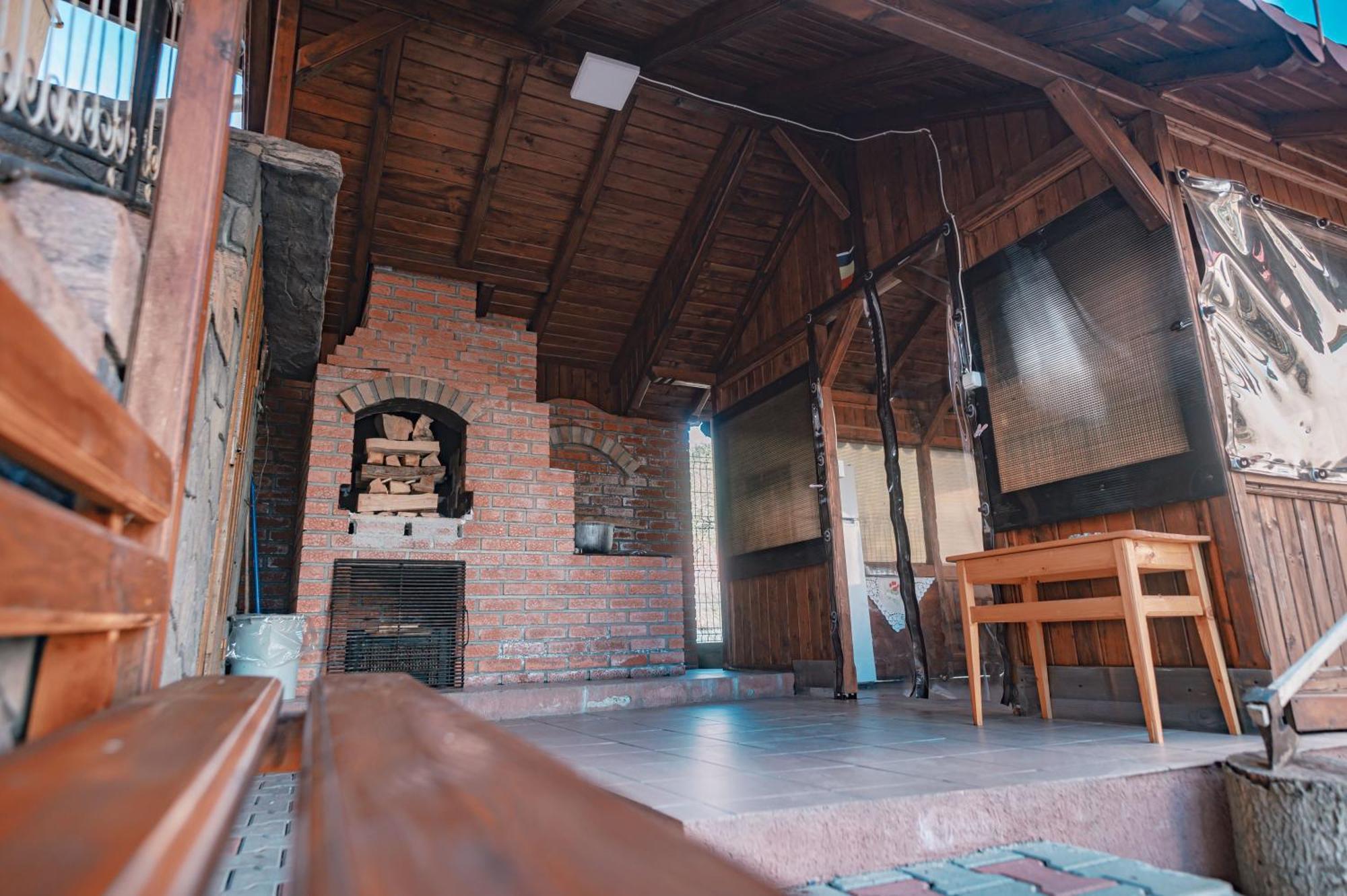 Alpine Bliss Sinaia Hotel Bagian luar foto